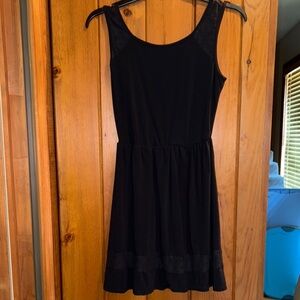 Black Sleeveless Dress